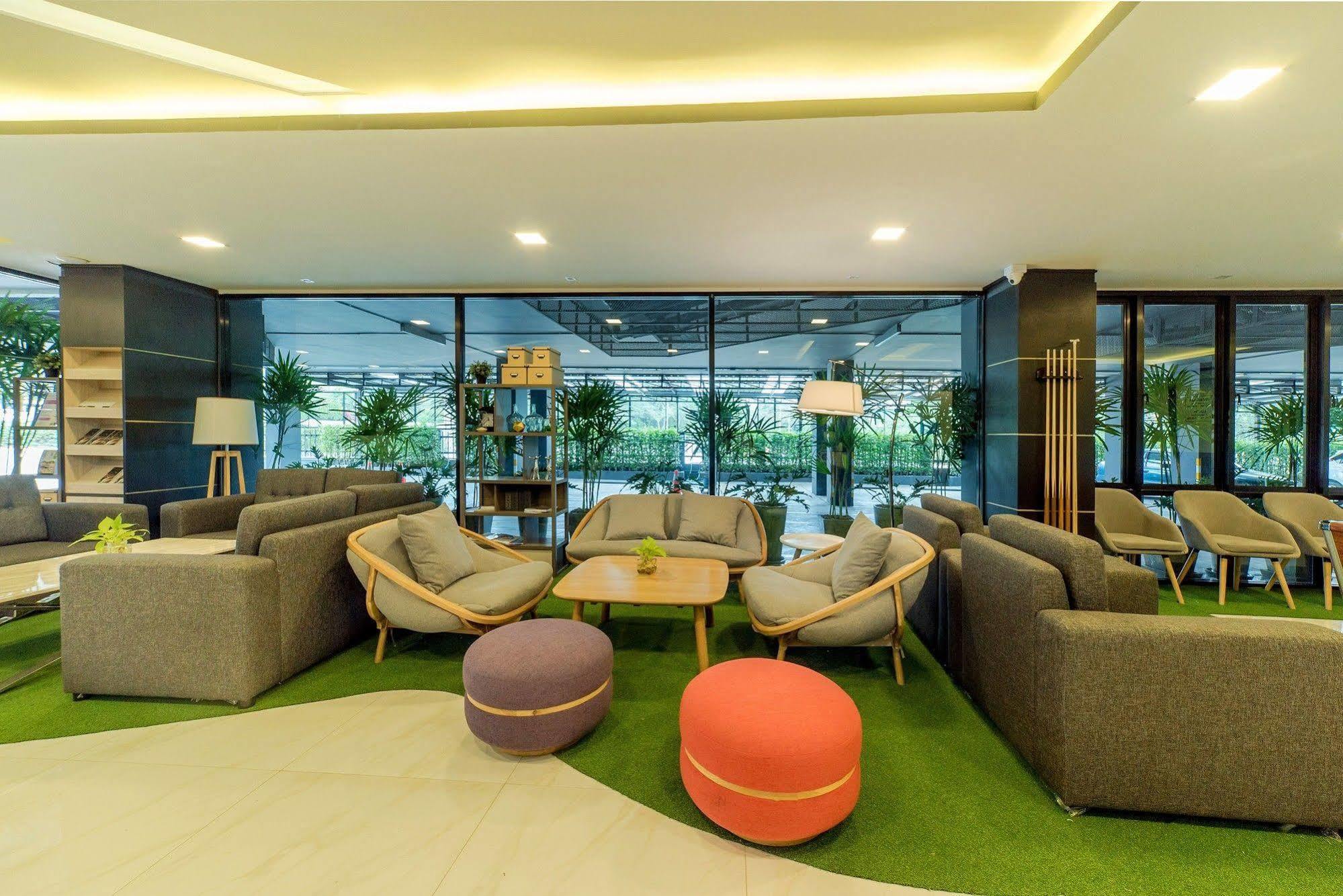 Pause And Play Hotel Chiang Mai Buitenkant foto