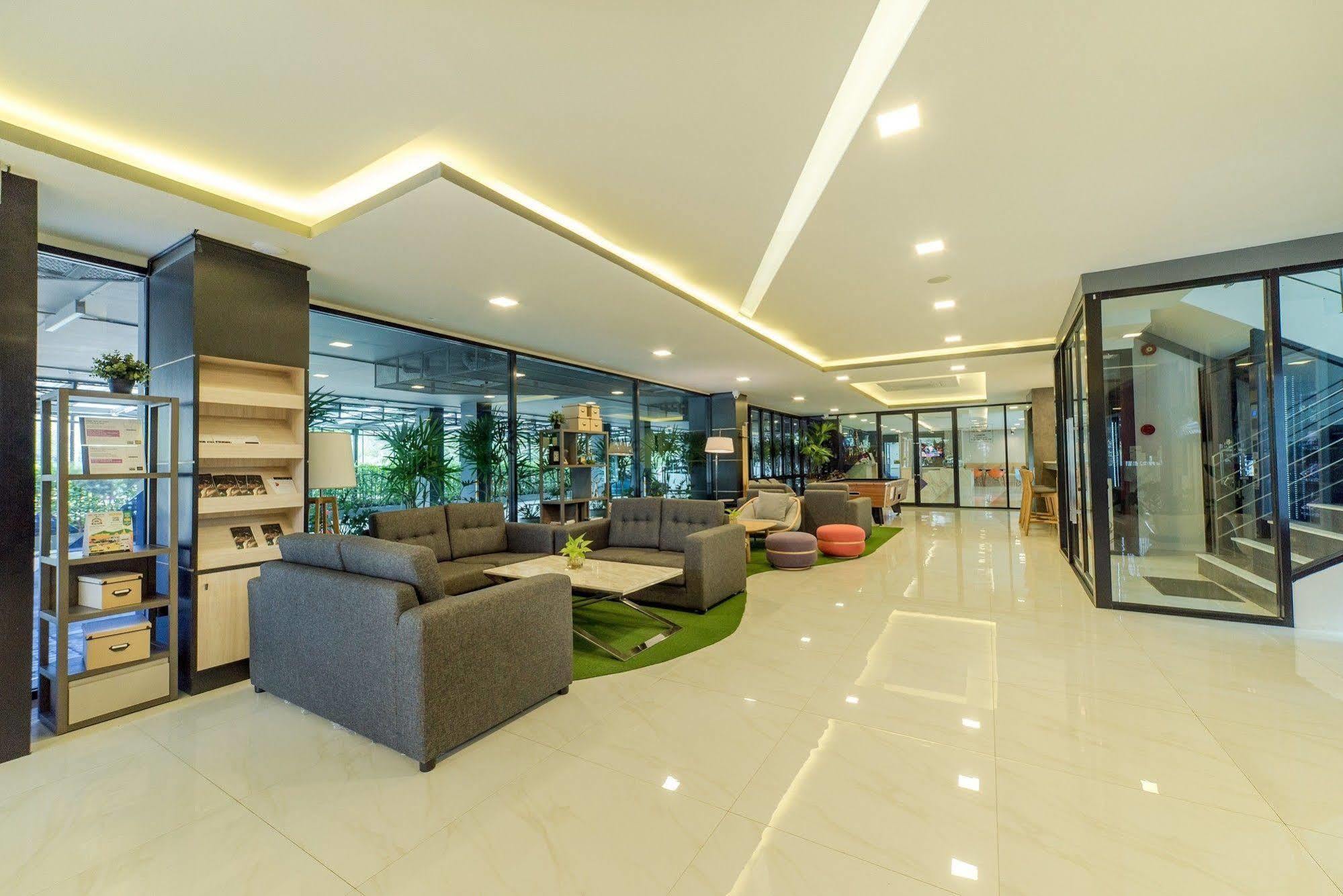 Pause And Play Hotel Chiang Mai Buitenkant foto