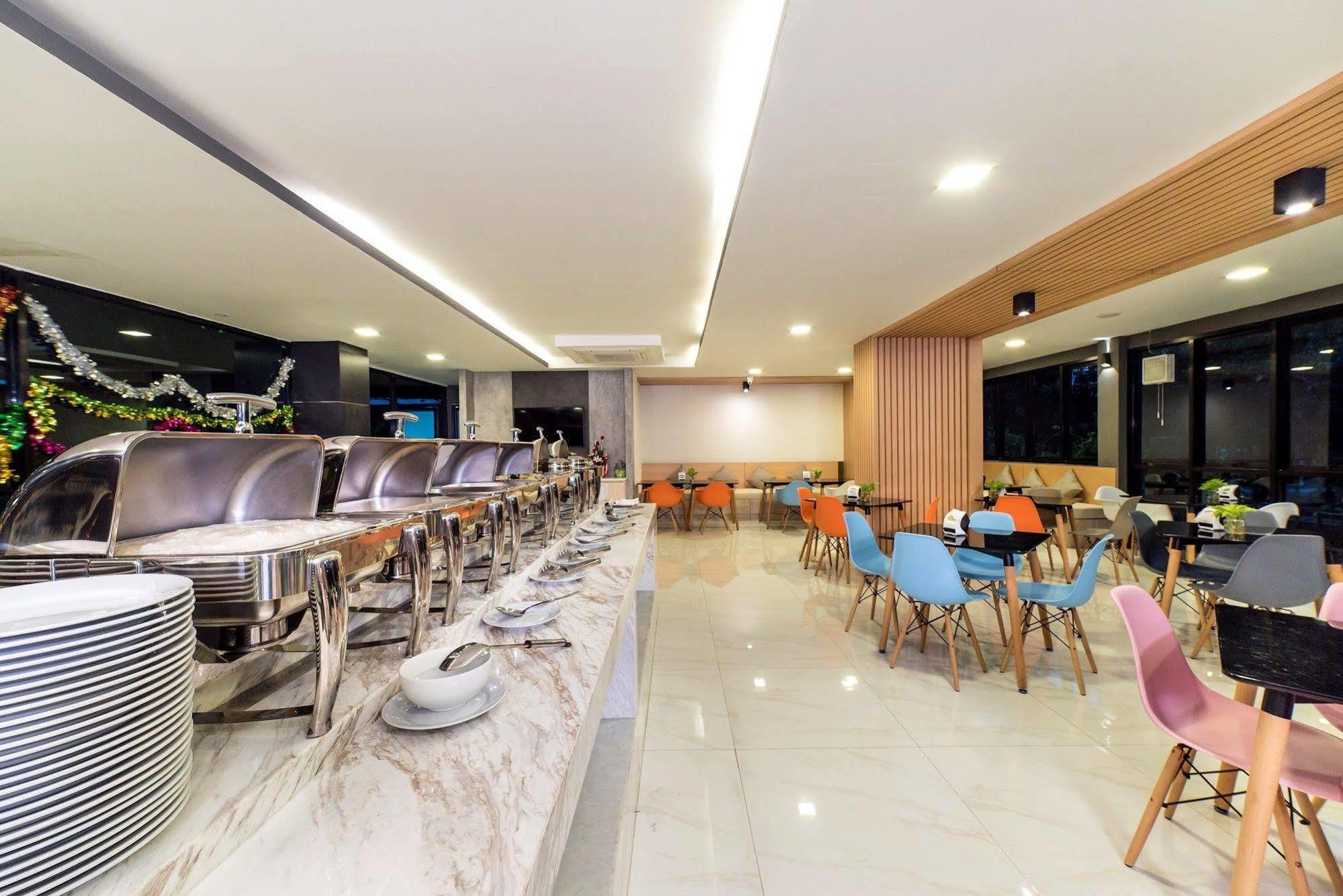 Pause And Play Hotel Chiang Mai Buitenkant foto